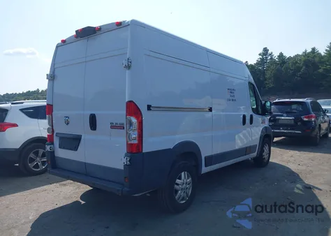 2016 Ram Promaster 2500 High Roof из США, поврежденный, VIN 3C6TRVCG6GE122475
